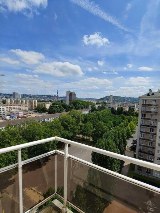 Spacieux F4 Avec Vue Panoramique Et 2 Places De Parking ルーアン エクステリア 写真