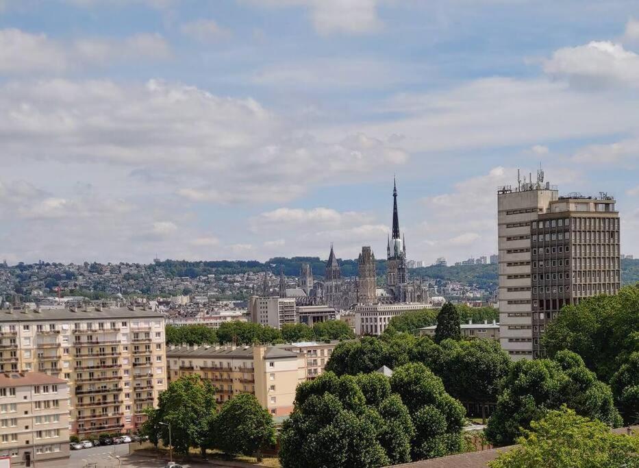 Spacieux F4 Avec Vue Panoramique Et 2 Places De Parking ルーアン エクステリア 写真