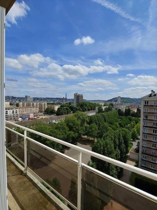 Spacieux F4 Avec Vue Panoramique Et 2 Places De Parking ルーアン エクステリア 写真